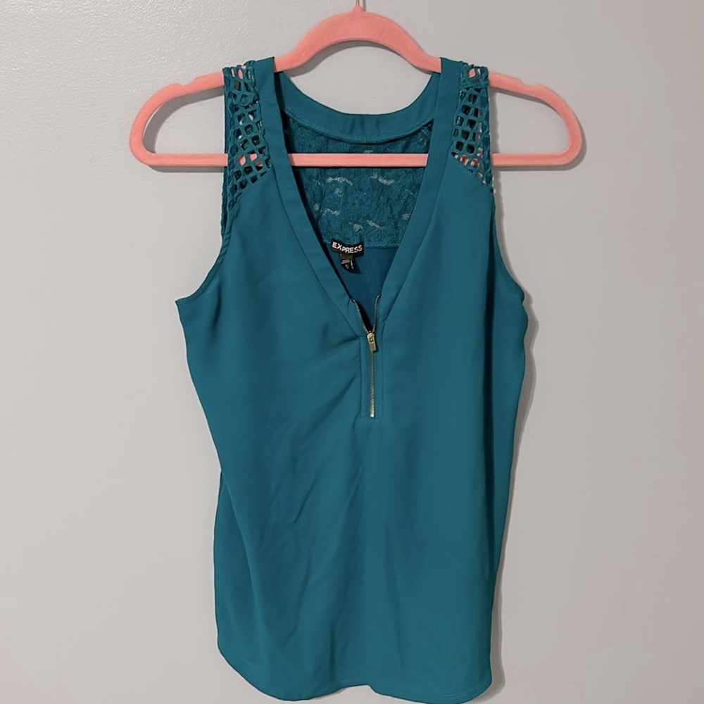 Size m express top